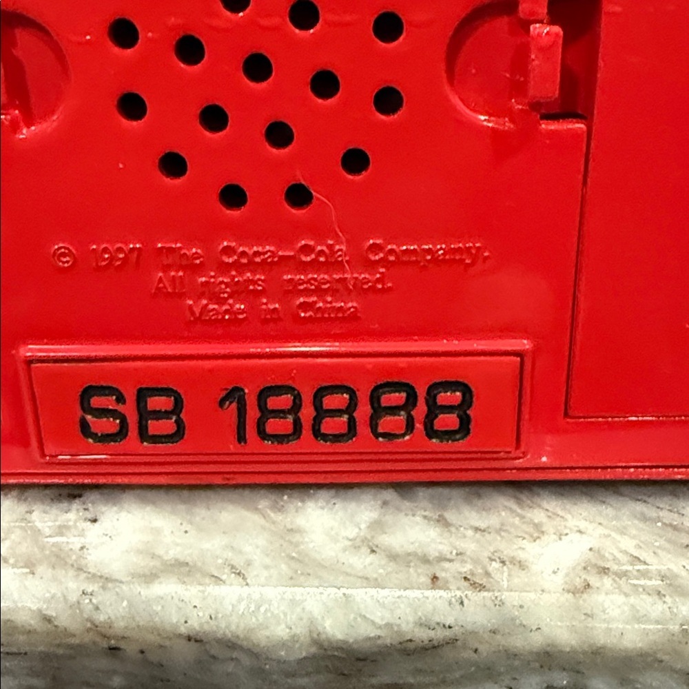 Vintage 1997 Coca-Cola Cooler Coin Bank Music Box - Picture 9 of 9